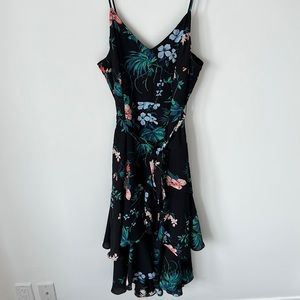BANANA REPUBLIC Tiered Midi Dress